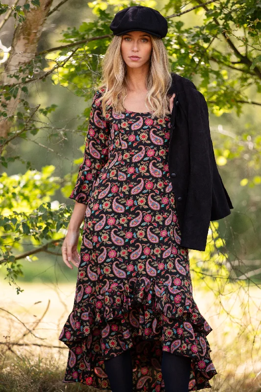 Victoria Midi Dress in Black Paisley Revolve midi dresses